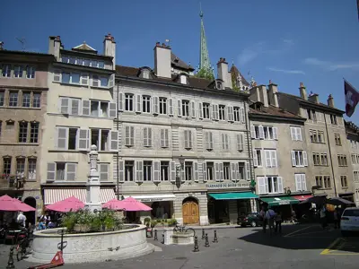 Street view of Vieille-Ville, the area around Le Cosmopolite