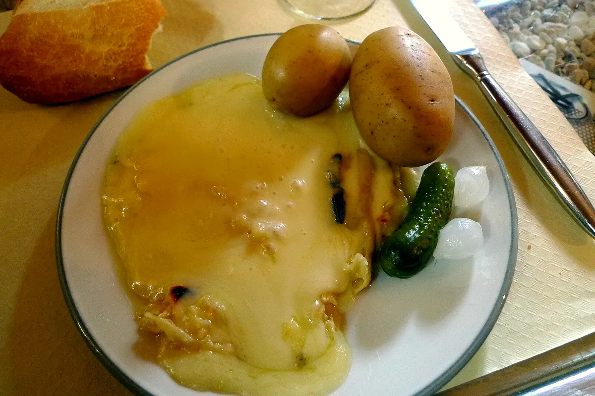 Symbolbild: raclette (nicht aufgenommen bei Au Petit Chalet)
