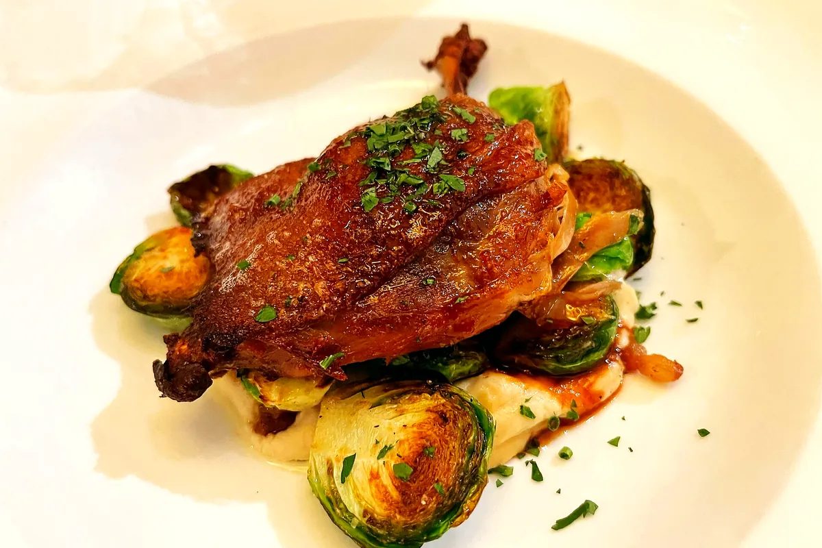 Symbolbild: confit de canard (nicht aufgenommen bei Restaurant du Creux-de-Genthod)
