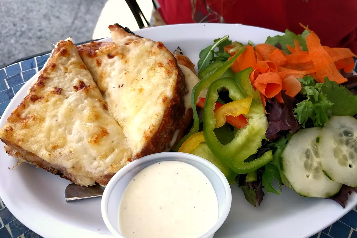Symbolbild: croque monsieur (nicht aufgenommen bei Un R de famille)